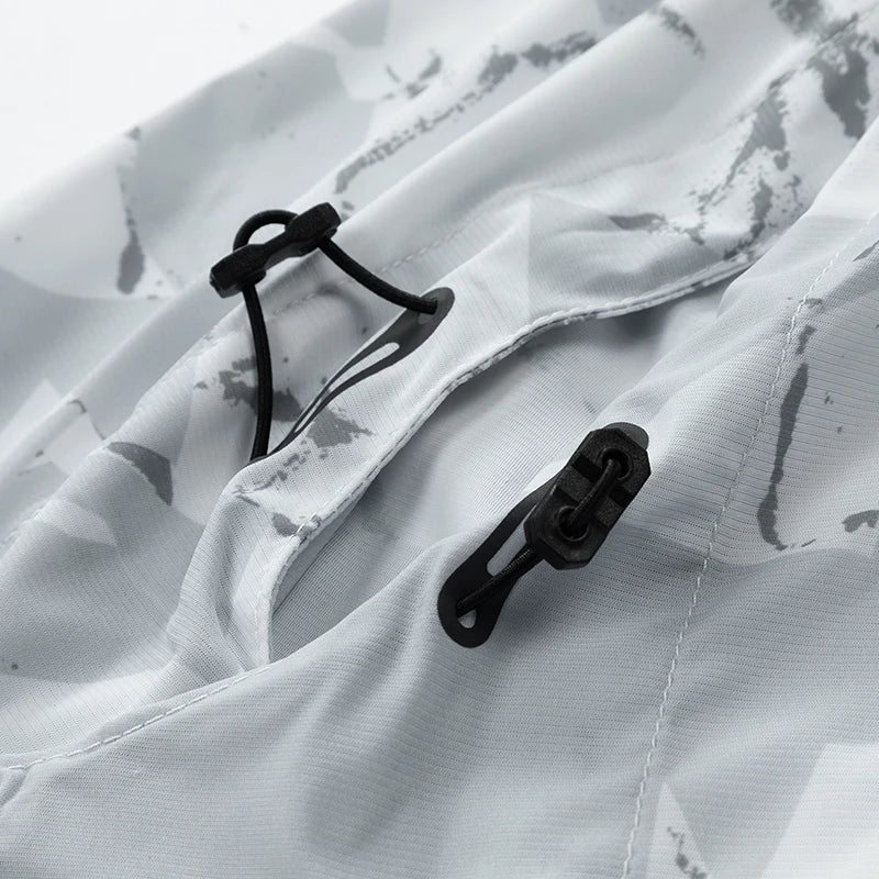 Wilder Roam Windbreaker