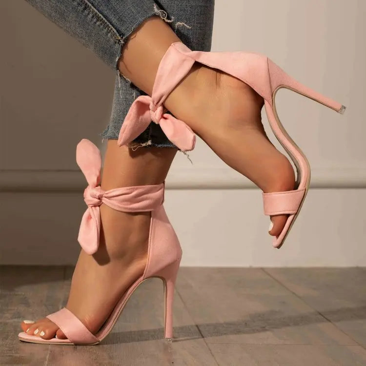 Love Me Knot Heels